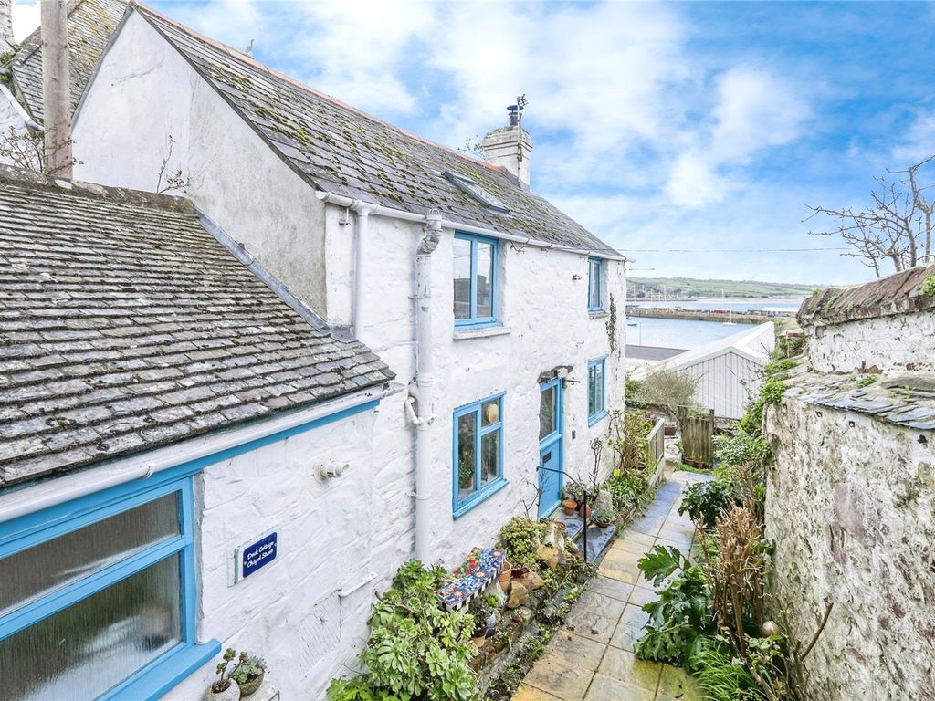 2 bed semidetached house for sale in Chapel Street, Penzance, Cornwall