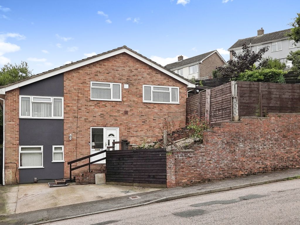 4 bed detached house for sale in Lyndhurst Road, River, Dover, Kent