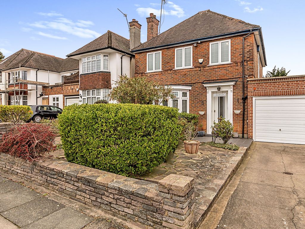 5 bed linkdetached house for sale in Addington Drive, London N12 Zoopla