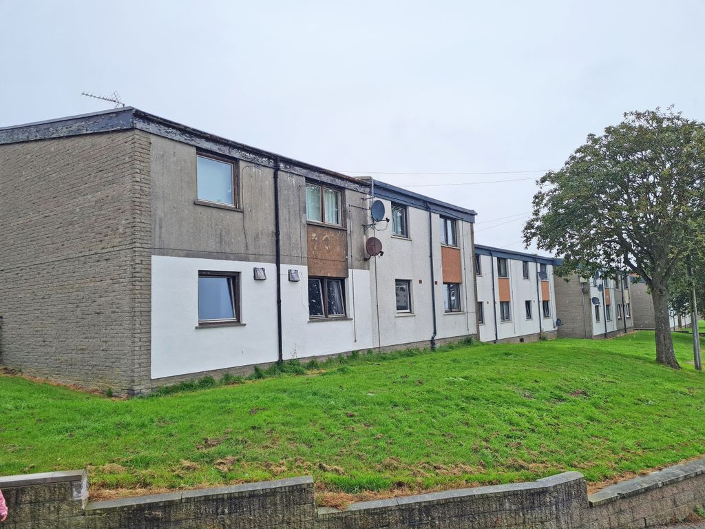 1 bed flat for sale in Farquhar Road, Aberdeen, Aberdeenshire AB11, £