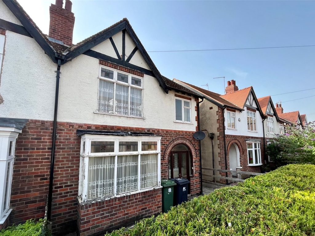 3 bed semidetached house for sale in Green Lane, Belper DE56, £200,000