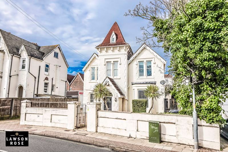 1 bed flat for sale in Waverley Road, Southsea PO5, £127,500 Zoopla