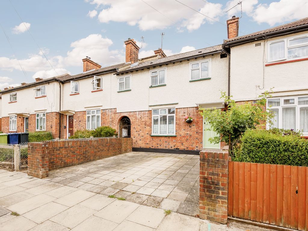 3 bed terraced house for sale in Townholm Crescent, Hanwell W7, £