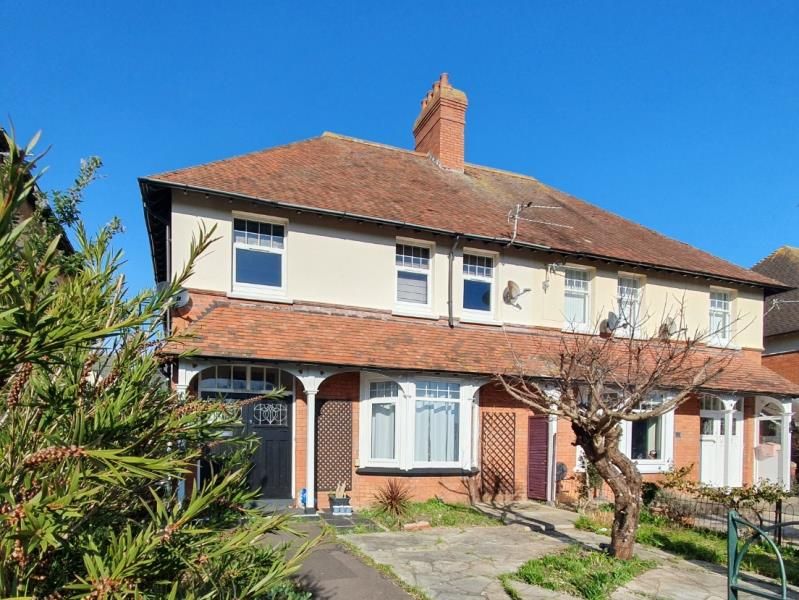 2 bed flat for sale in Irnham Road, Minehead TA24 Zoopla