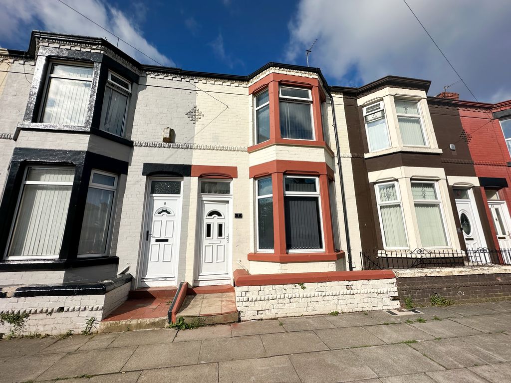 4 bed terraced house for sale in Vicar Road, Liverpool L6, £195,000