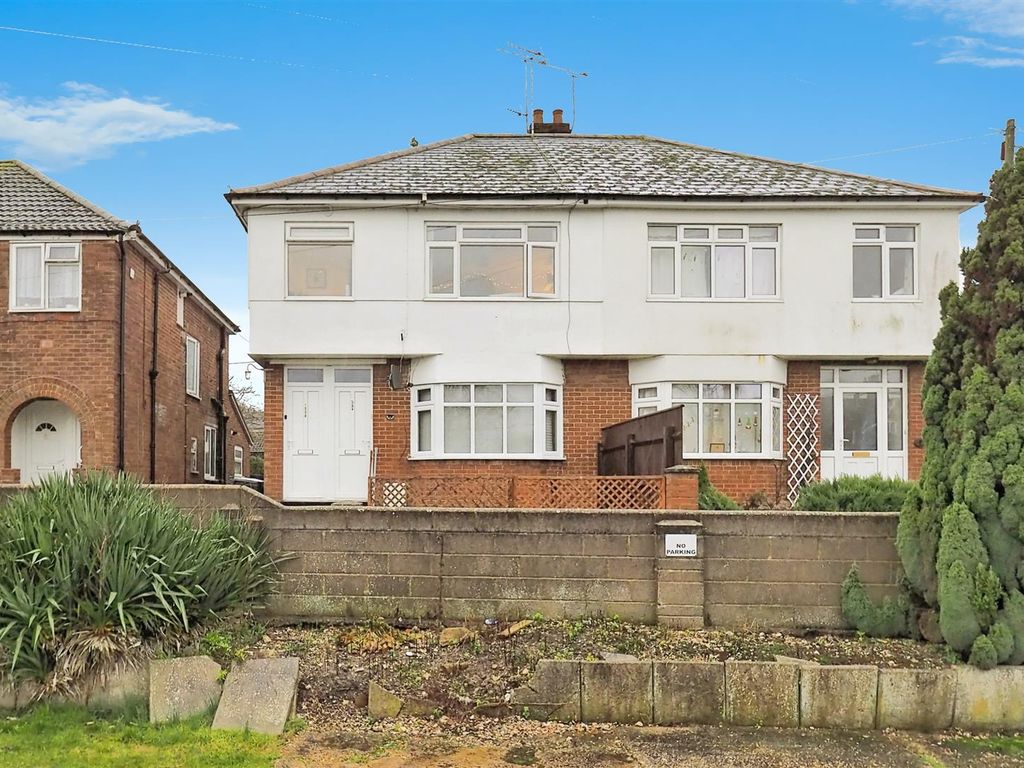 1 bed for sale in Earls Court Road, Amesbury, Salisbury SP4