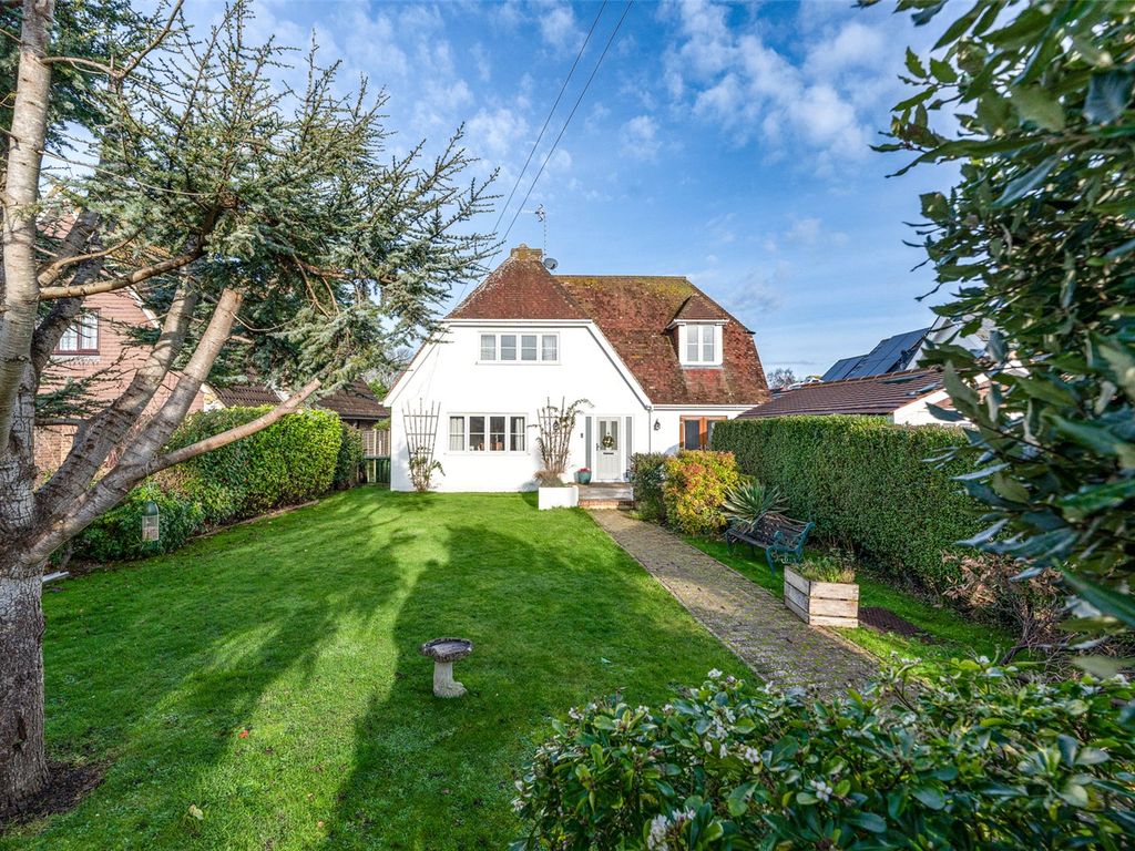 4 bed detached house for sale in Beehive Lane, Ferring, Worthing BN12