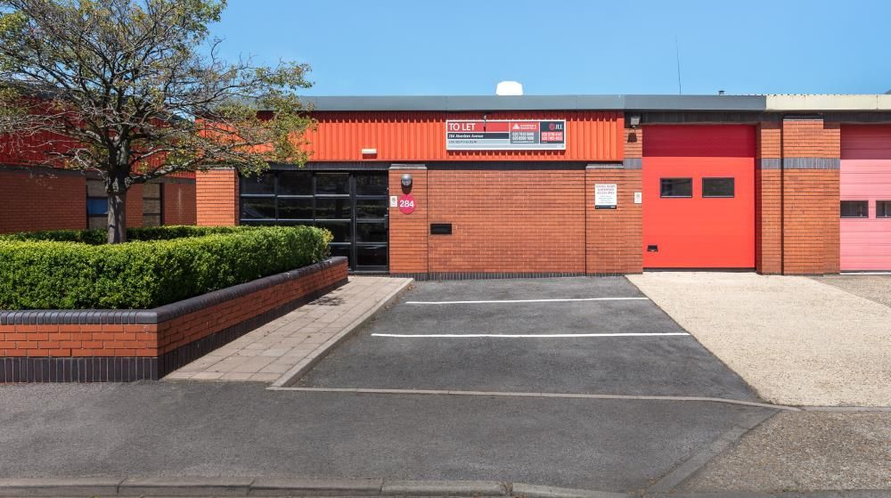 Industrial to let in 284 Aberdeen Avenue, Slough Trading Estate, Slough