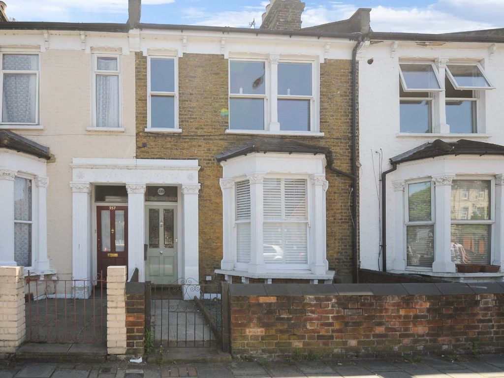 3 bed terraced house to rent in Earlsfield Road, London SW18 Zoopla