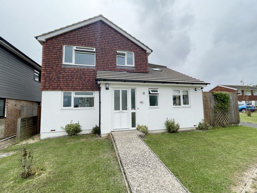 5 bed detached house for sale in Magnolia Walk, Eastbourne, East Sussex