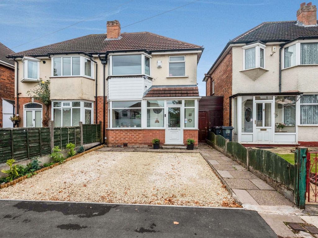 3 bed semidetached house for sale in Whitecroft Road, Sheldon