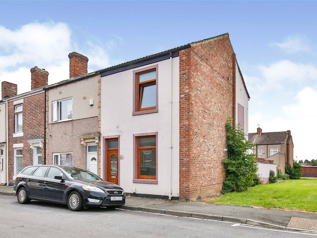 2 bed end terrace house for sale in Wales Street, Darlington, Durham