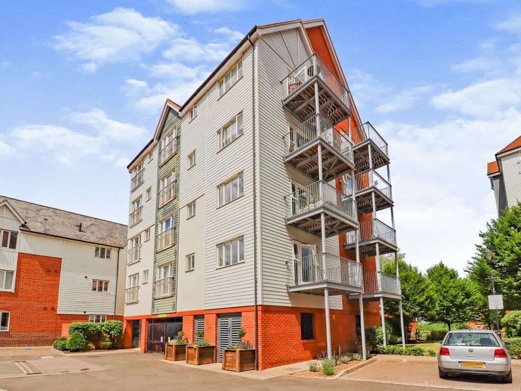 2 bed flat for sale in Westwood Drive, Canterbury CT2 Zoopla