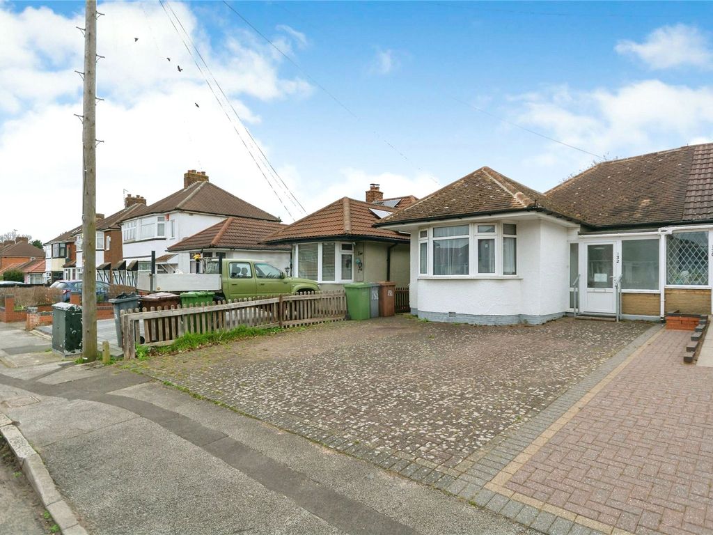 3 bed bungalow for sale in Marcot Road, Solihull, West Midlands B92, £