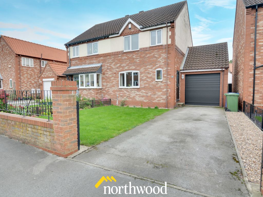 3 bed semidetached house for sale in Riverside Court, Rawcliffe, Goole