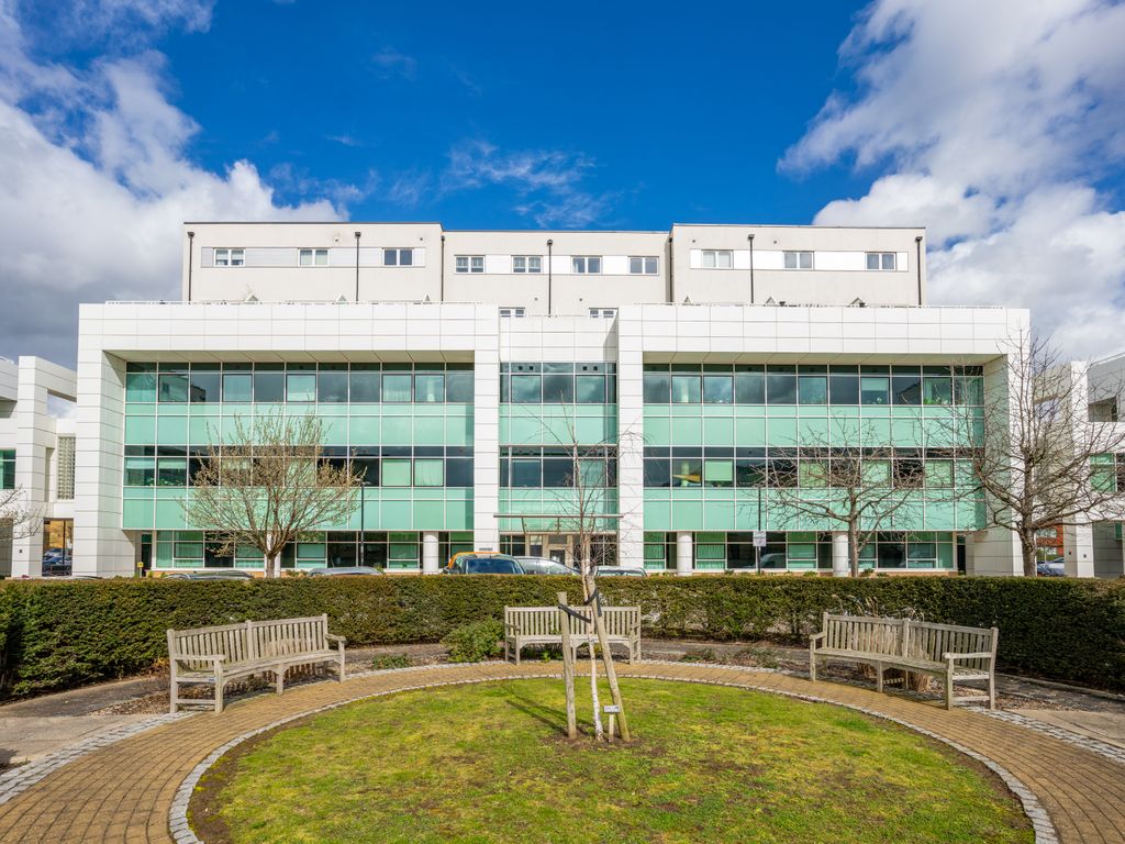 1 bed flat for sale in Empire House, Bessemer Road, Welwyn Garden City