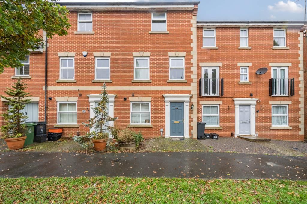 4 bed terraced house for sale in Swindon, Wiltshire SN25, £300,000 Zoopla