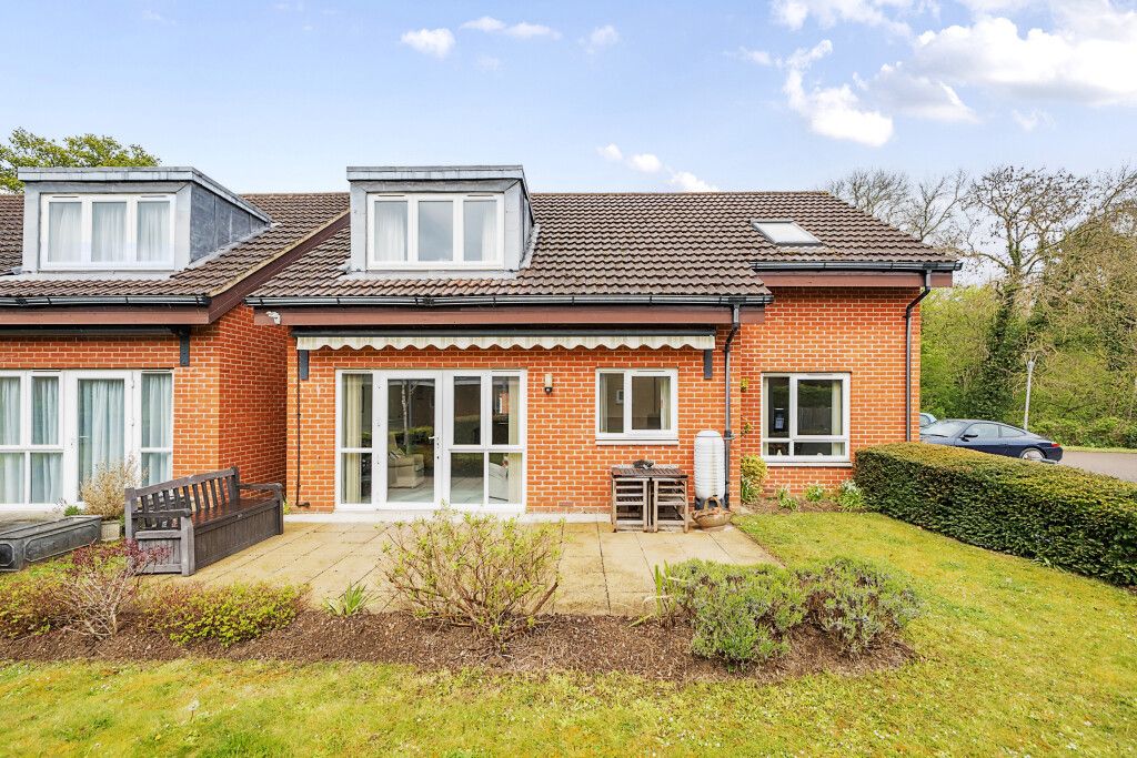 3 bed chalet for sale in Chairmans Walk, Denham Garden Village, Denham