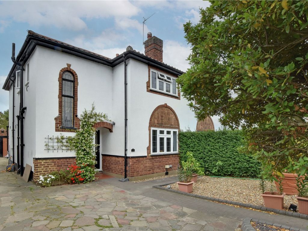 3 bed semidetached house for sale in Kidbrooke Park Road, Blackheath
