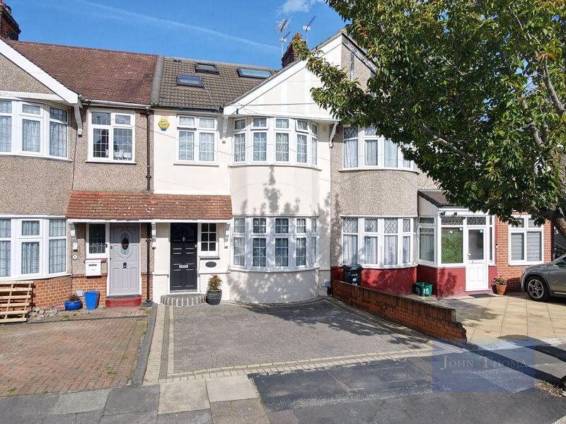 4 bed terraced house for sale in Ryecroft Avenue, Clayhall, Ilford IG5, £575,000 Zoopla