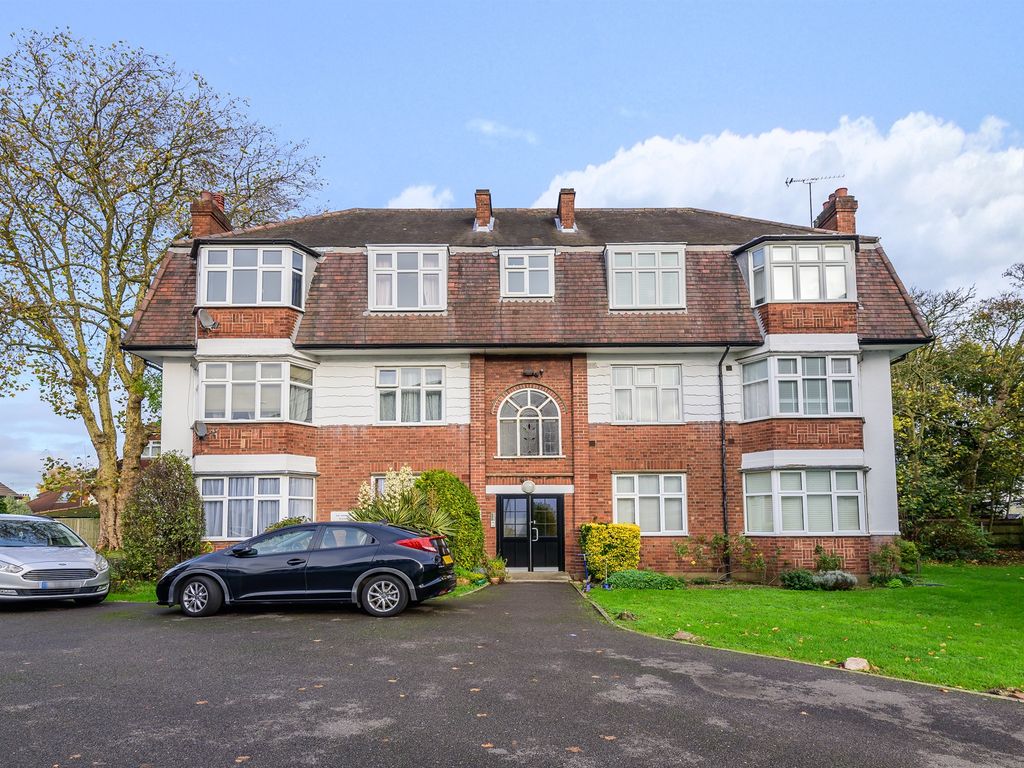2 bed flat for sale in East End Road, London N2 Zoopla