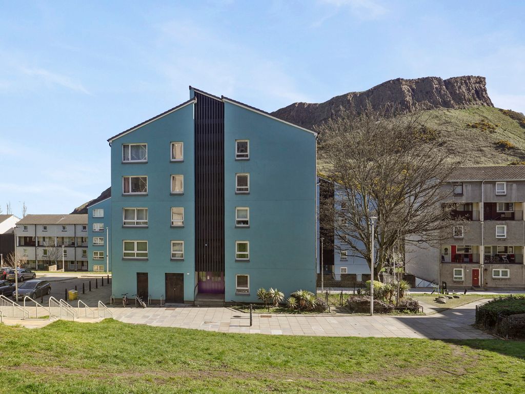 3 bed flat for sale in 31/15 Viewcraig Street, Holyrood, Edinburgh EH8
