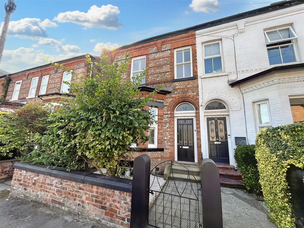 4 bed end terrace house for sale in Roseneath Road, Urmston, Manchester