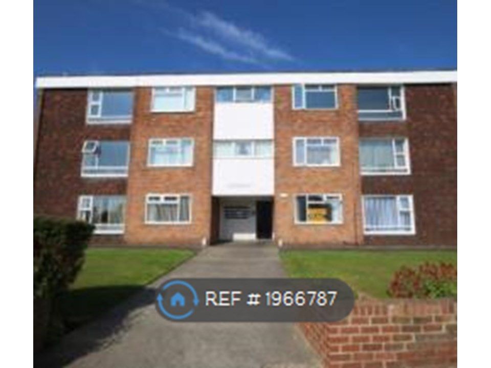 1 bed flat to rent in Claremont Court, Whitley Bay NE26, £675 pcm Zoopla