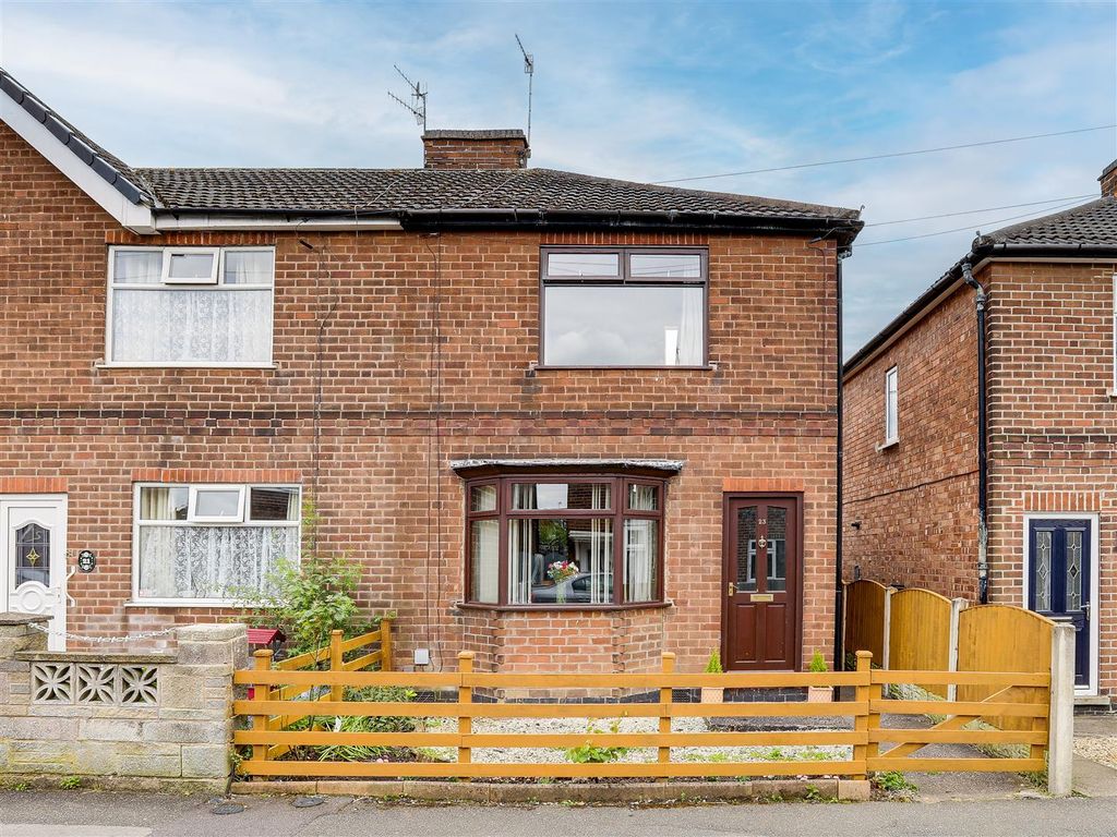 3 bed end terrace house for sale in Manor Avenue, Stapleford