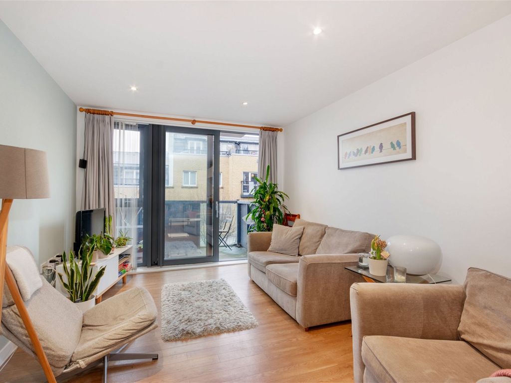 2 bed flat for sale in Harford Street, London E1, £475,000 Zoopla