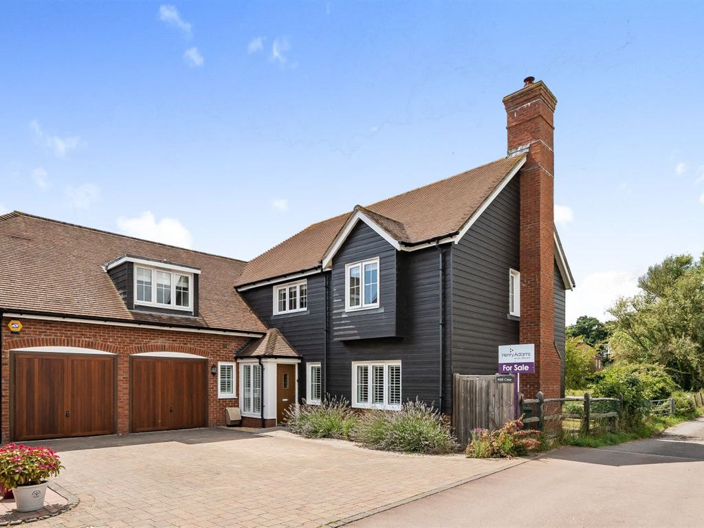 4 bed detached house for sale in Mill Crest, Hambrook Hill South, Hambrook, Chichester, West