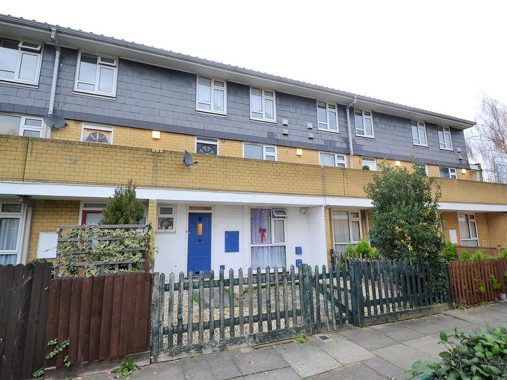3 bed for sale in Eldridge Close, Feltham TW14 Zoopla