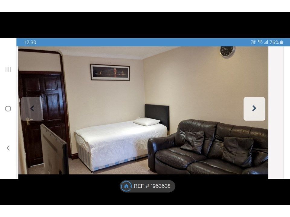 Room to rent in Baber Drive, Feltham TW14, £750 pcm Zoopla