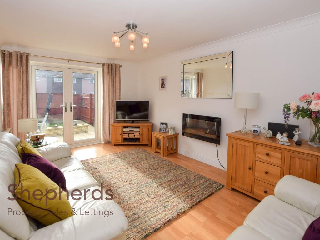 2 bed terraced house for sale in River Close, Waltham Cross EN8 Zoopla
