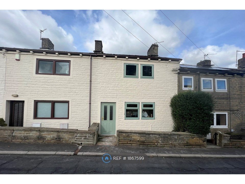 4 bed terraced house to rent in Warley Town Lane, Halifax HX2, £1,395