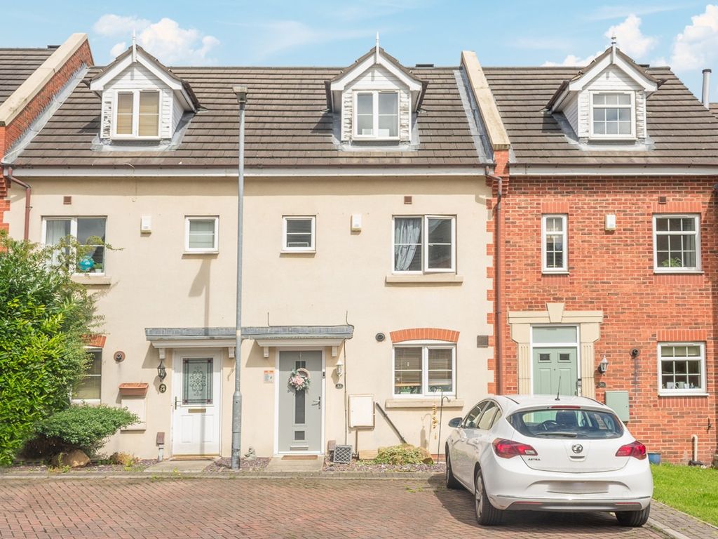 3 bed town house for sale in Woodhead Close, Ossett WF5 Zoopla