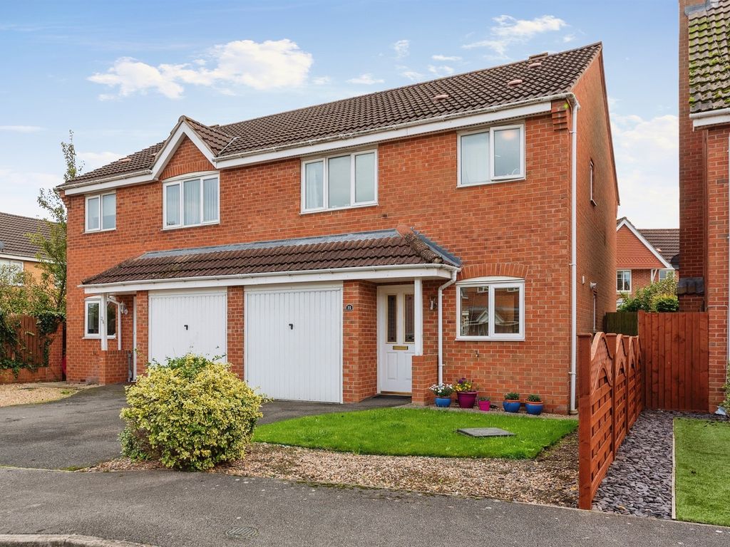 3 bed semidetached house for sale in Riverview, Long Bennington
