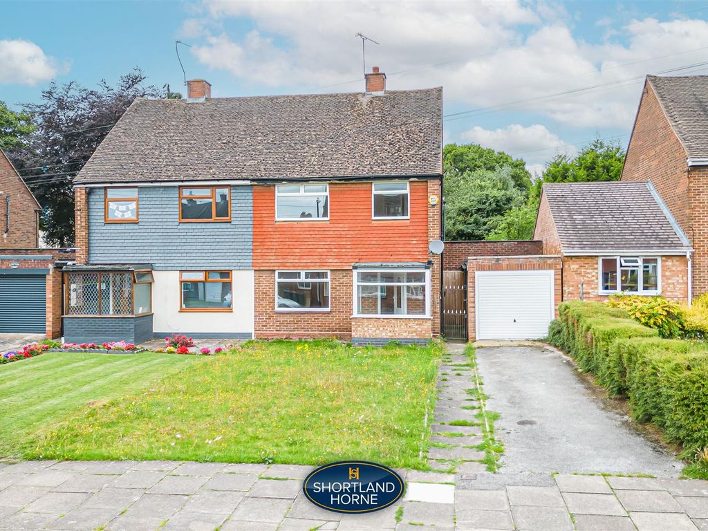 3 bed semidetached house for sale in Shuttle Street, Courthouse Green