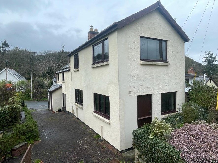 4 bed semidetached house for sale in Ty Lon, 5 Penrhiw, Talybont SY24