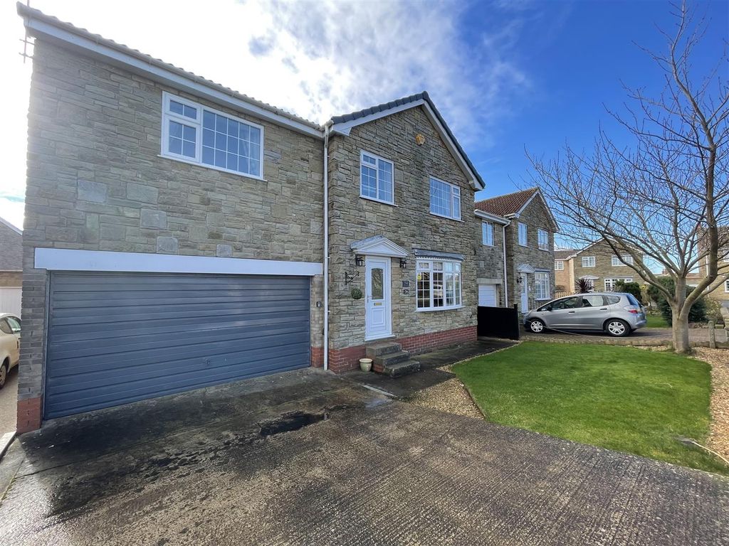 5 bed detached house for sale in Abbots Garth, Seamer, Scarborough YO12