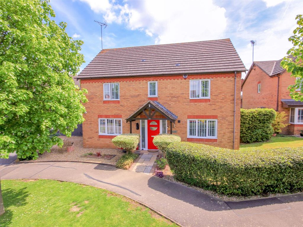 4 bed detached house for sale in Windermere Drive, Higham Ferrers