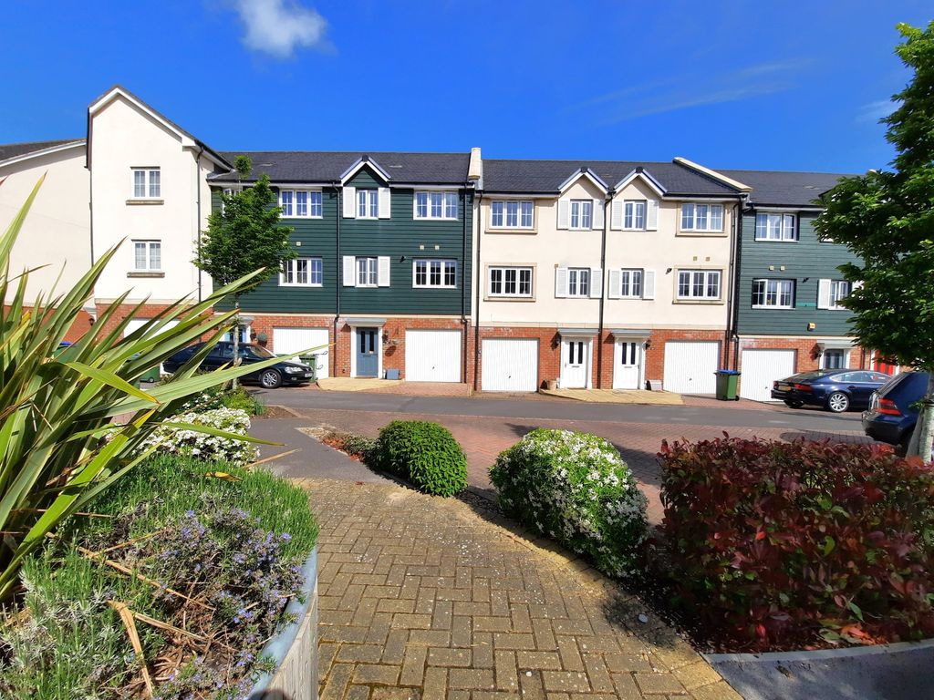 3 bed town house for sale in Maud Avenue, Fareham PO14 Zoopla