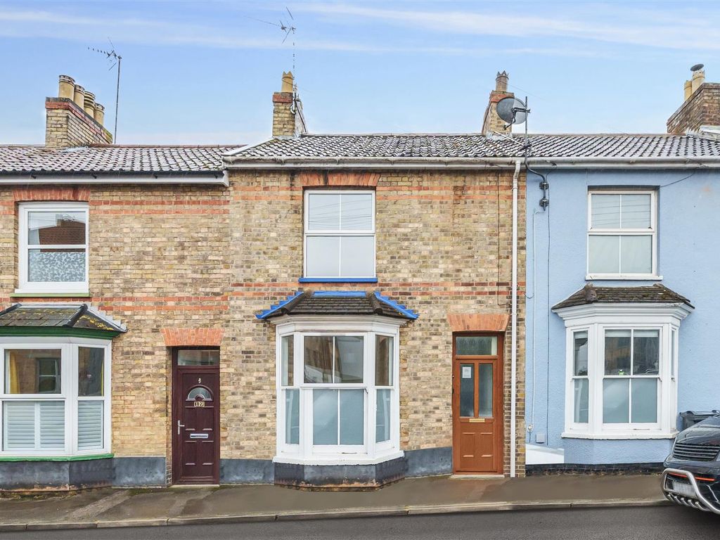 3 bed terraced house for sale in Viney Street, Taunton TA1, £230,000