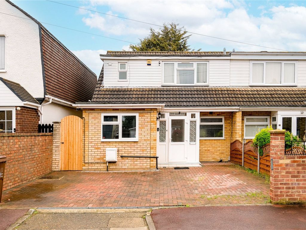 3 bed semidetached house for sale in Norton Road, Dagenham, Essex RM10