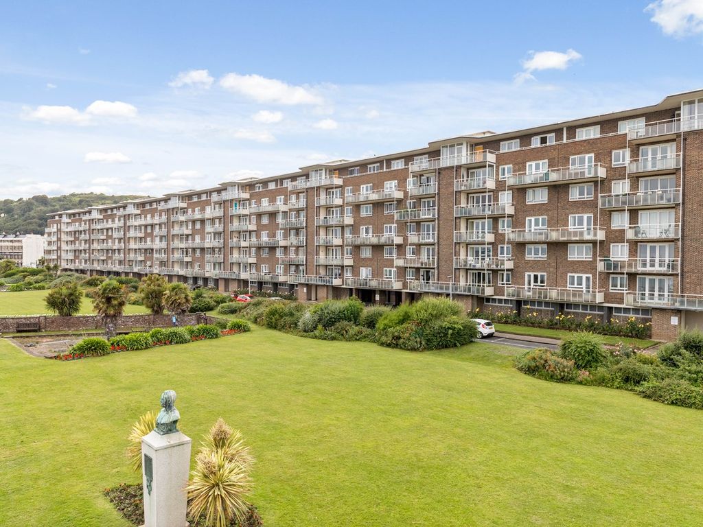 2 bed flat for sale in The Gateway, Dover CT16 Zoopla