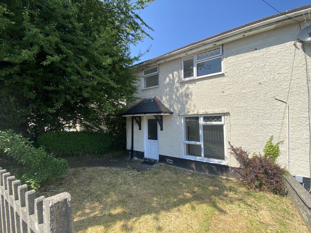 3 bed semidetached house for sale in Rhyddwen Road, CraigCefnParc