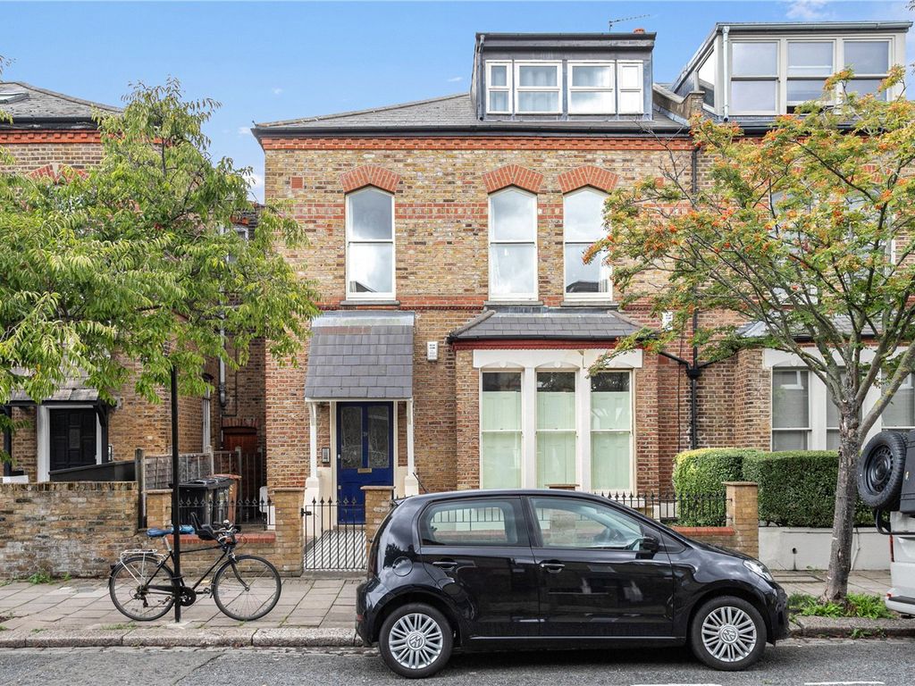 2 bed flat for sale in Finsbury Park Road, London N4, £635,000 Zoopla