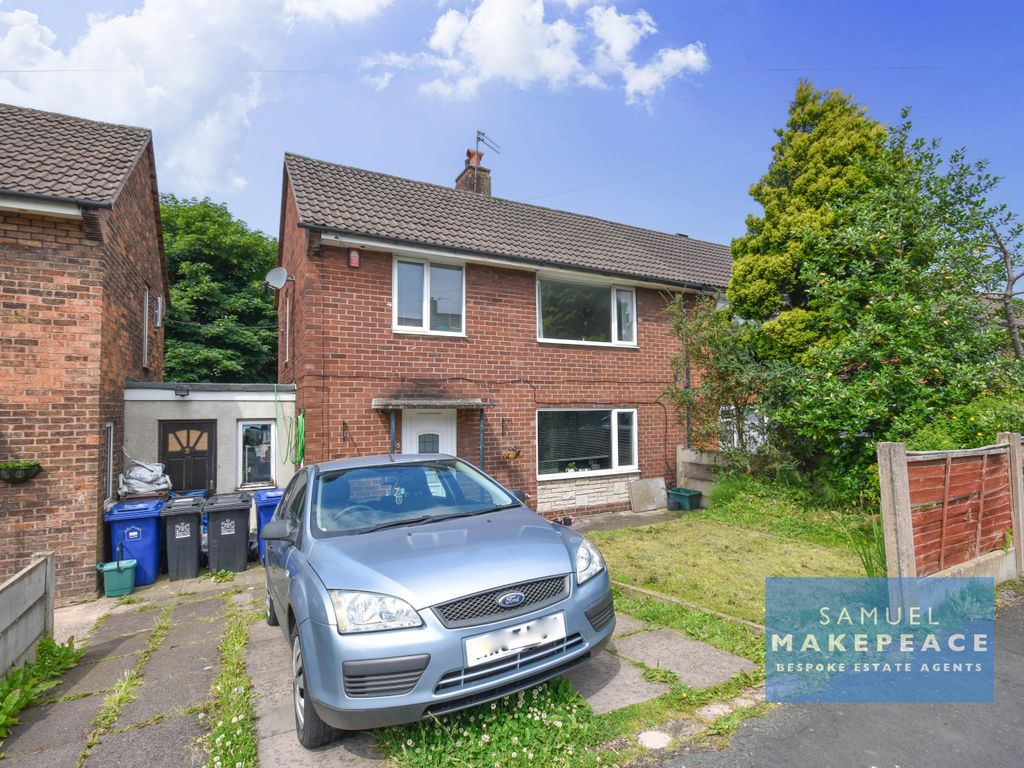 3 bed semidetached house for sale in Essex Drive, Kidsgrove, StokeOn