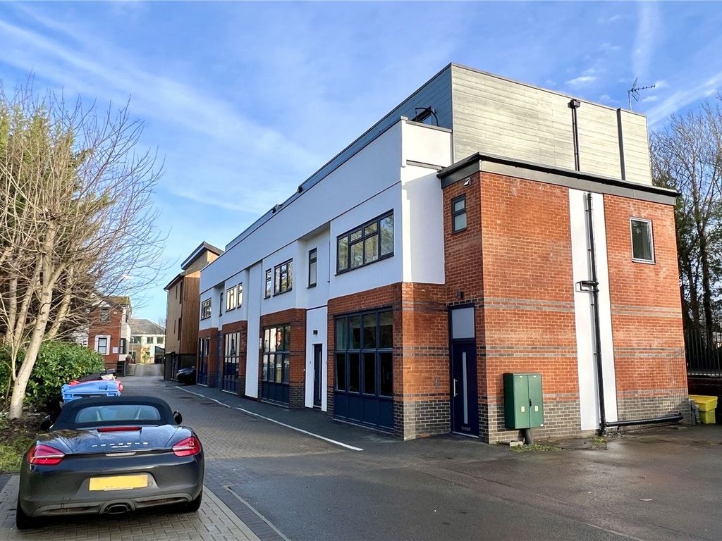 1 bed flat to rent in Station Road, Bourne End SL8 Zoopla