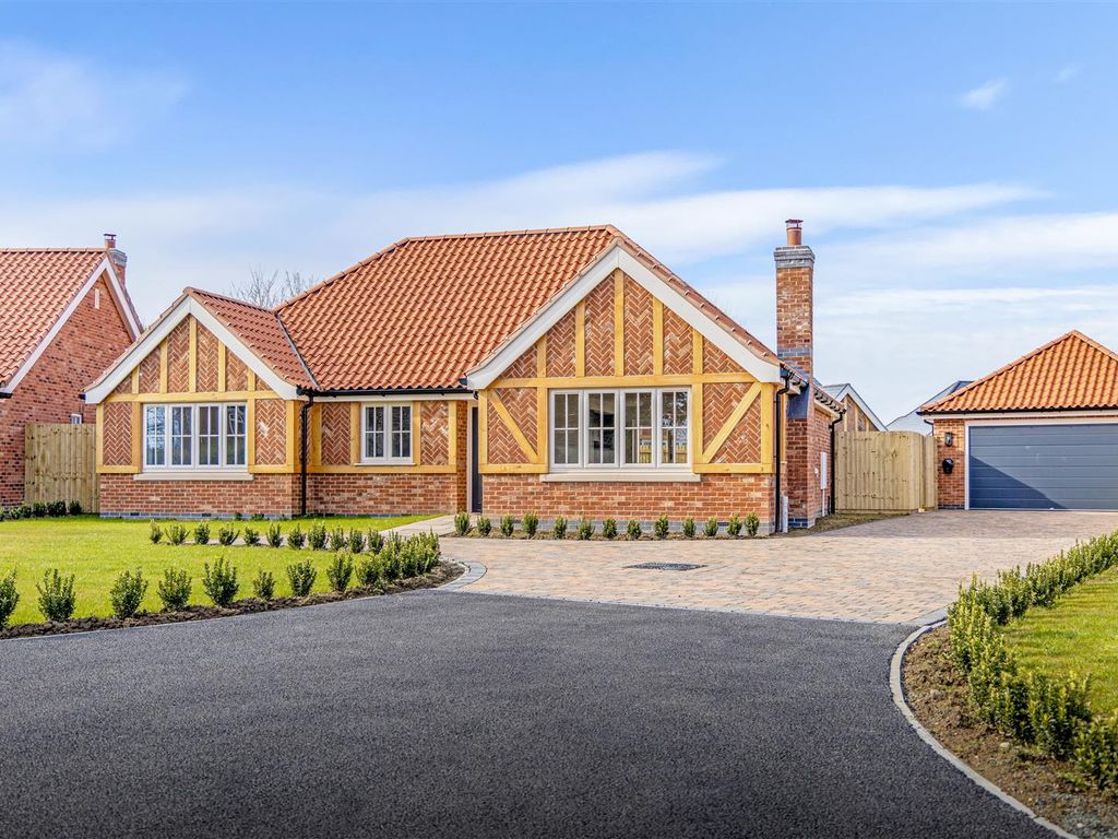New home, 3 bed detached bungalow for sale in 3 Meadow Fields, Kirton